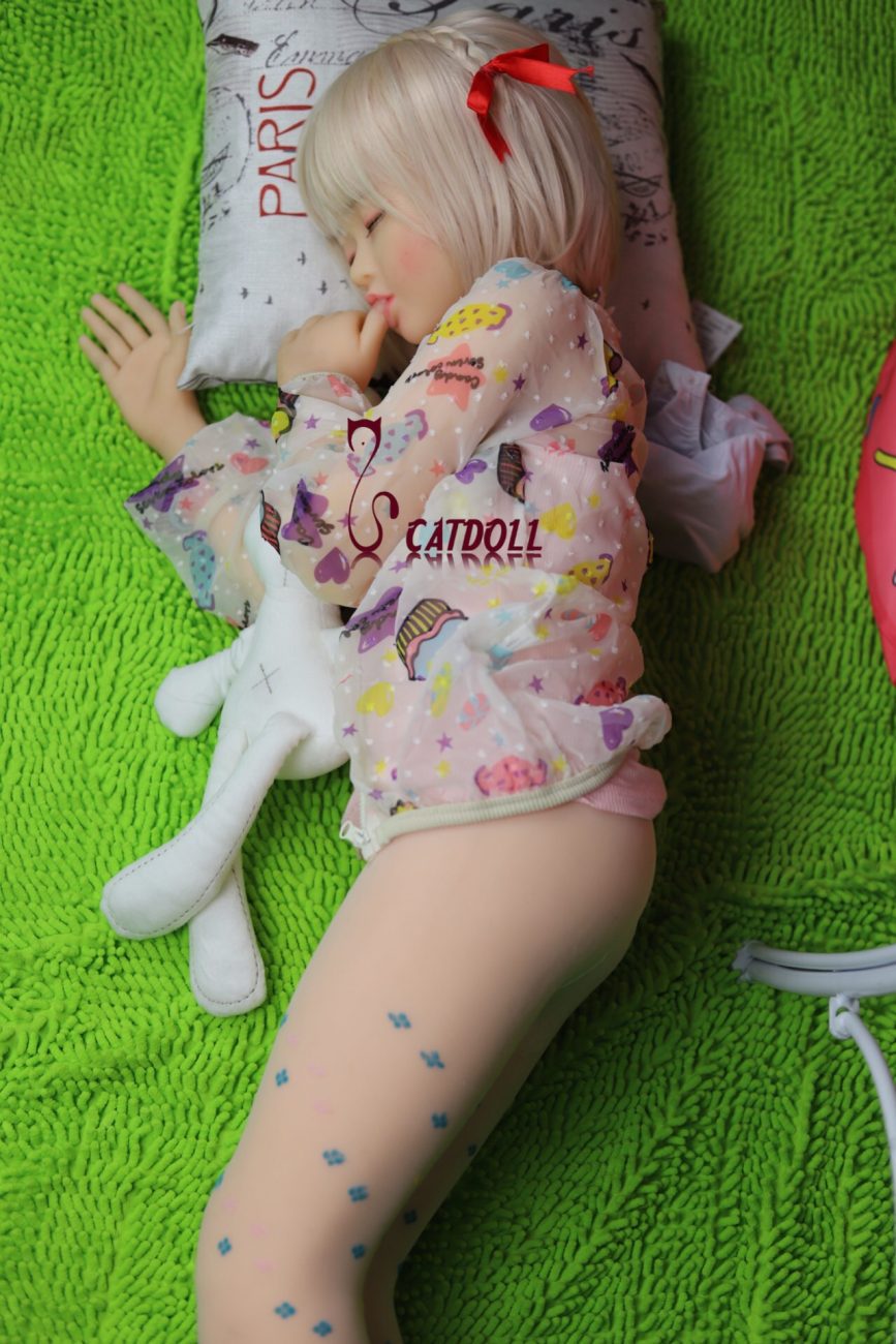 LoliDoll 126CM Emelie Mini Fashion Model Doll - Image 4