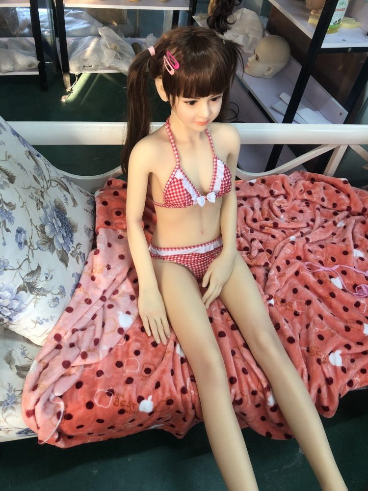LoliDoll 146CM Laura TPE Mini Fashion Model Doll - Image 2